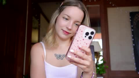 Snapshot of my_mia_ chatting on 04-28-26, 04:39 MIA I will be here Monday Wednesday Thursday Saturday online show from 04-28-26, 04:39