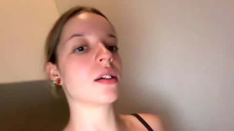 Snapshot of my_mia_ chatting on 05-09-26, 12:54 MIA I will be here Monday Wednesday Thursday Saturday online show from 05-09-26, 12:54