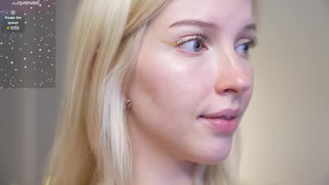 Snapshot of my_stella chatting on 12-02-24, 06:54 STELLA Im here today online show from 12-02-24, 06:54
