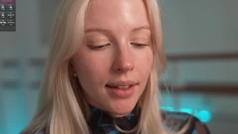 Snapshot of my_stella chatting on 12-08-24, 07:22 STELLA Im here today online show from 12-08-24, 07:22