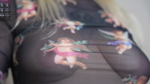 Snapshot of my_stella chatting on 12-10-24, 07:43 STELLA Im here today online show from 12-10-24, 07:43