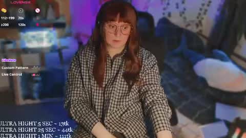 Snapshot of myanotherday chatting on 06-11-26, 12:32 Kate online show from 06-11-26, 12:32
