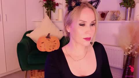 Mya-be Yours P online show from 10-27-25, 07:07