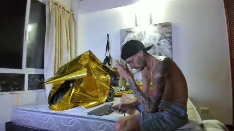 JUAN TORRES CREATURE online show from 12-22-25, 04:53