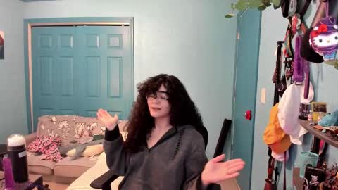 Snapshot of myceliummouse chatting on 01-11-26, 06:07 Grace online show from 01-11-26, 06:07