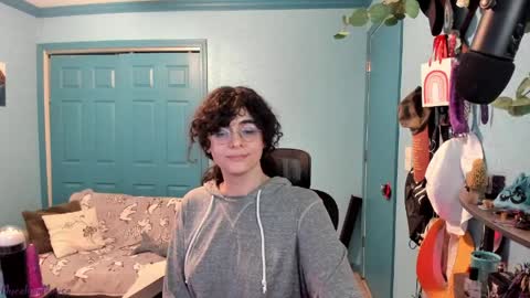 Snapshot of myceliummouse chatting on 04-07-26, 02:23 Grace online show from 04-07-26, 02:23
