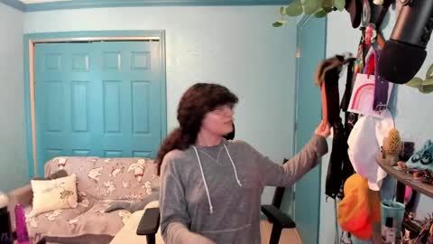 Snapshot of myceliummouse chatting on 04-15-26, 07:58 Grace online show from 04-15-26, 07:58