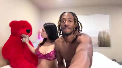 Snapshot of mycreamydreams chatting on 02-28-25, 12:43 mycreamydreams online show from 02-28-25, 12:43