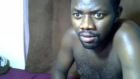 Snapshot of myeeee2 chatting on 08-07-26, 02:52 ronny online show from 08-07-26, 02:52