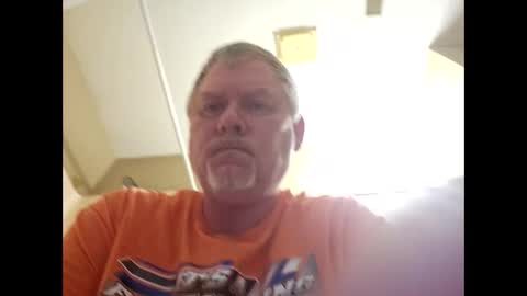 Snapshot of myfam7 chatting on 02-22-25, 10:42 myfam7 online show from 02-22-25, 10:42