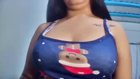 Snapshot of myhoney_hot chatting on 12-19-25, 12:01 myhoney_hot online show from 12-19-25, 12:01