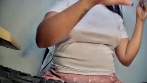 Snapshot of myhoney_hot chatting on 01-07-26, 03:25 myhoney_hot online show from 01-07-26, 03:25