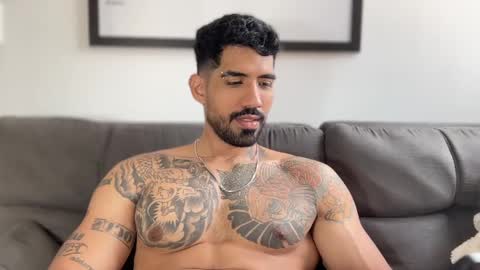 Snapshot of myke_esthetic chatting on 12-14-24, 05:47 Myke esthetic online show from 12-14-24, 05:47