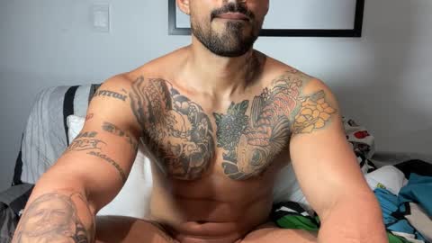 Snapshot of myke_esthetic chatting on 09-15-25, 07:08 Myke esthetic online show from 09-15-25, 07:08