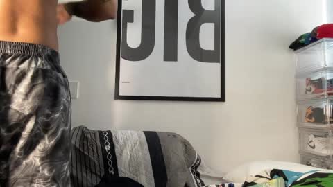 Snapshot of myke_esthetic chatting on 09-15-25, 07:14 Myke esthetic online show from 09-15-25, 07:14