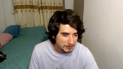 Snapshot of myke_xxx chatting on 01-08-26, 11:29 mike online show from 01-08-26, 11:29