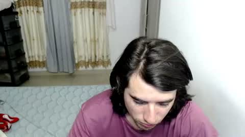 Snapshot of myke_xxx chatting on 07-23-26, 01:19 mike online show from 07-23-26, 01:19