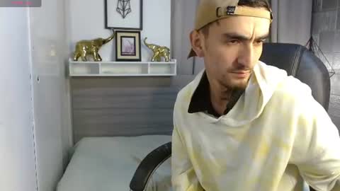 Im Mike online show from 07-25-26, 04:10
