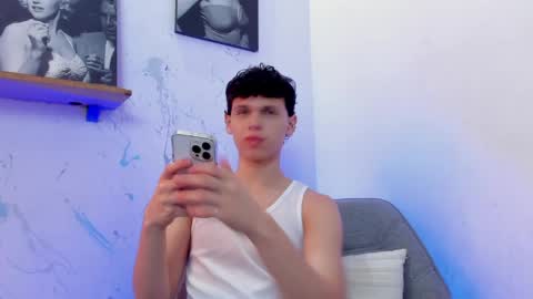 Snapshot of mykelcano chatting on 10-15-25, 03:01 Mykel online show from 10-15-25, 03:01