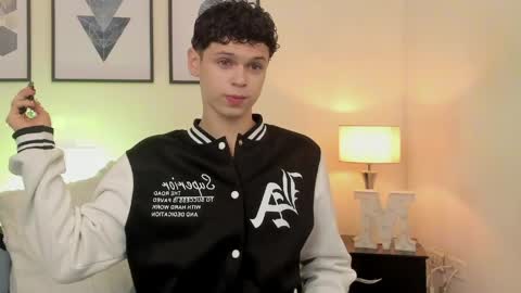 Mykel   online show from 04-08-26, 02:06