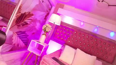 Snapshot of myladreams_ chatting on 07-29-26, 03:26 Myla online show from 07-29-26, 03:26