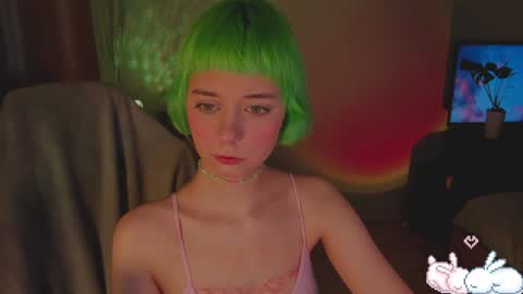 MylaFlores online show from 01-31-25, 02:04