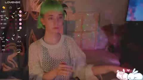 MylaFlores online show from 02-21-25, 12:05