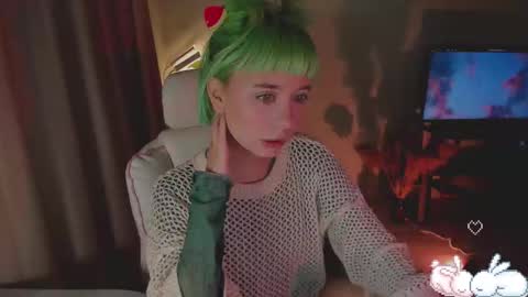 MylaFlores online show from 03-01-25, 01:32