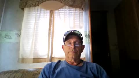 Snapshot of myplzur4u chatting on 07-27-26, 08:27 myplzur4u online show from 07-27-26, 08:27