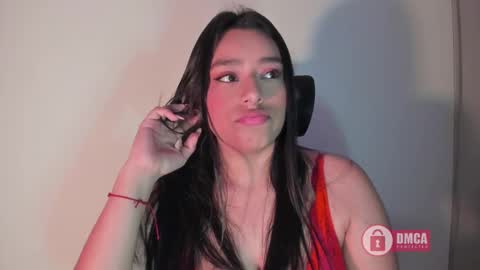 Snapshot of mypretty_isabella chatting on 02-27-25, 05:45 Bella online show from 02-27-25, 05:45