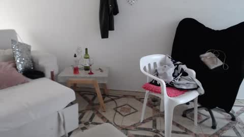 Myrna Sessions online show from 01-24-25, 03:24