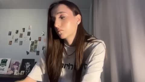 Snapshot of myrtiemcgivney chatting on 07-27-26, 02:24 Amelia online show from 07-27-26, 02:24