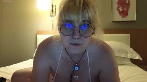 Snapshot of myrtlemystic chatting on 01-15-26, 04:39 Myrtle Faust online show from 01-15-26, 04:39