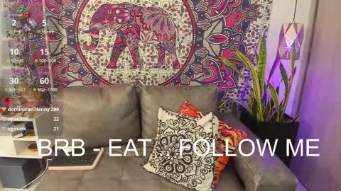 Snapshot of mysaris3 chatting on 02-12-25, 07:45 S A R A online show from 02-12-25, 07:45