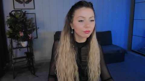 Snapshot of mysstica chatting on 12-01-24, 11:36 Maria online show from 12-01-24, 11:36