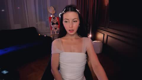 Snapshot of mysstica chatting on 09-08-25, 11:37 Maria online show from 09-08-25, 11:37