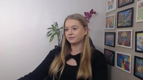 Erica online show from 12-05-24, 12:11