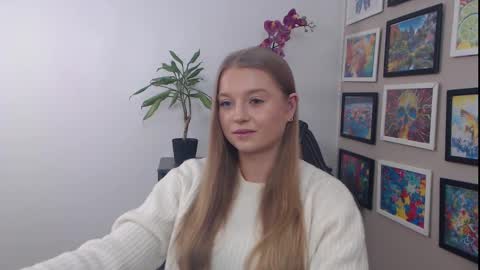 Erica online show from 01-22-25, 07:46