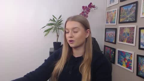 Erica online show from 01-29-25, 09:33