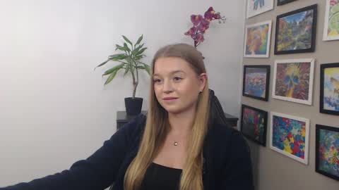 Erica online show from 02-07-25, 11:12