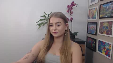 Erica online show from 03-08-25, 08:22