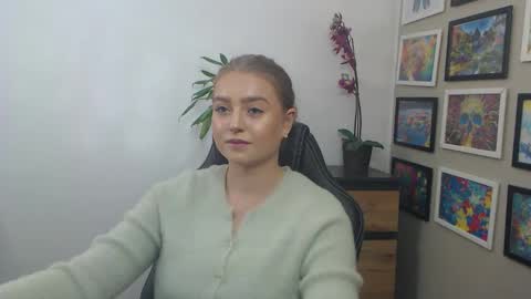 Erica online show from 10-13-25, 08:03