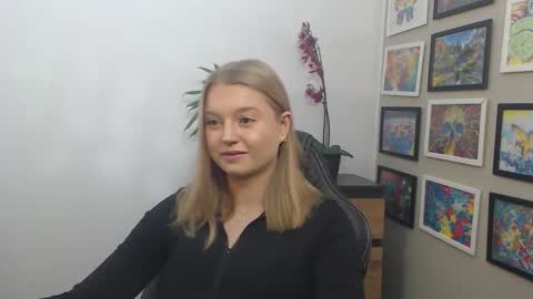 Erica online show from 11-03-25, 08:26