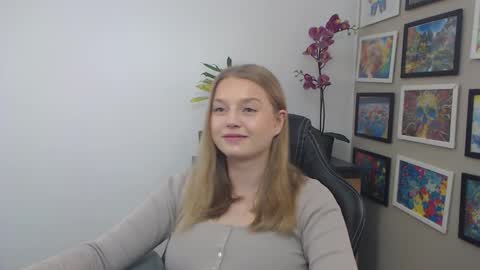 Erica online show from 03-11-26, 11:05