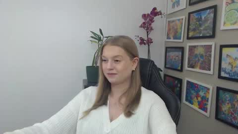 Erica online show from 03-18-26, 11:57