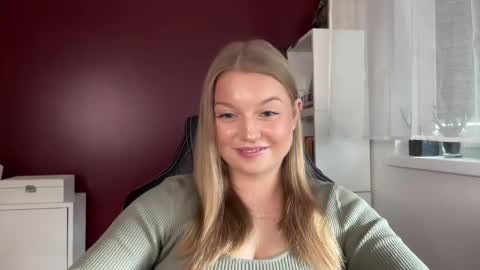 Erica online show from 05-08-26, 07:57