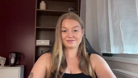 Erica online show from 05-26-26, 10:44