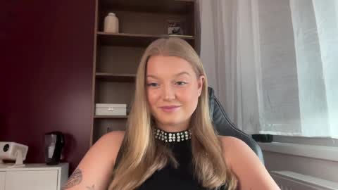 Erica online show from 05-30-26, 11:51