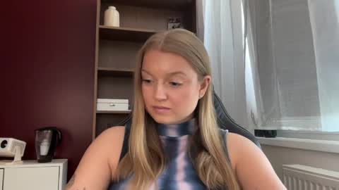 Erica online show from 06-02-26, 12:07