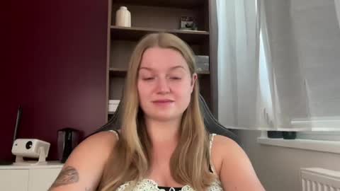 Erica online show from 06-27-26, 12:33